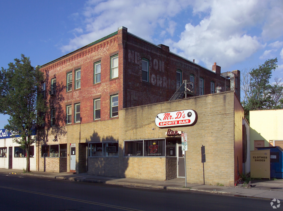 Primary Photo - Main St Apartments