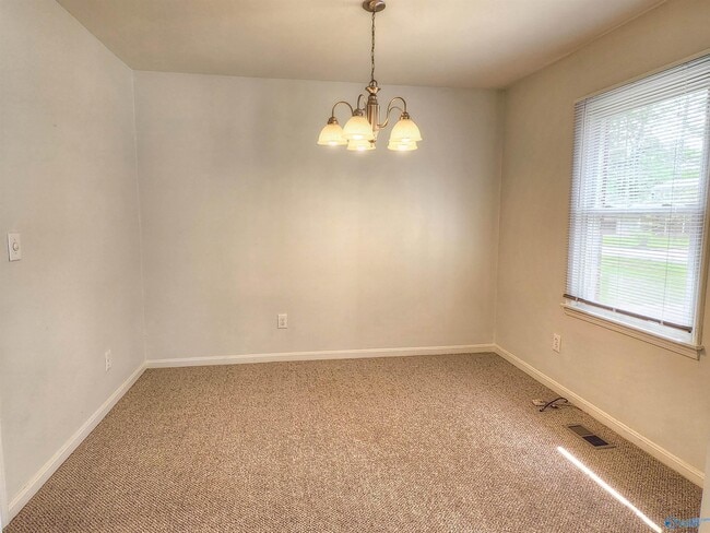 Foto del edificio - 510 Hermitagewood Dr NW