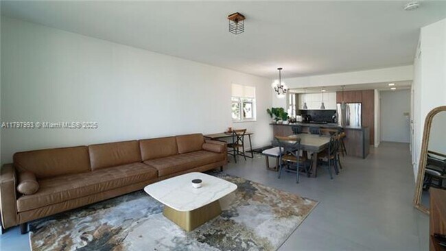 Foto del edificio - 7918 Harbor Island Dr