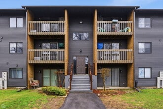 Building Photo - 627 S Virginia Rd