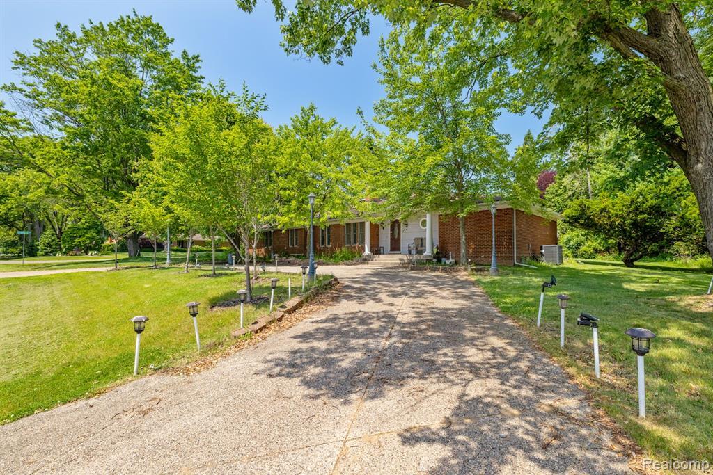 Foto principal - 297 Vreeland Dr
