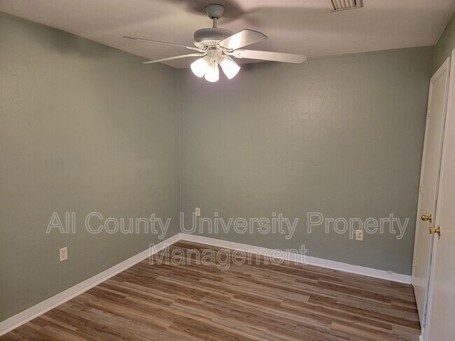 Foto del edificio - 4000 SW 23rd St