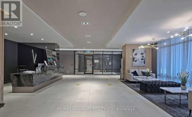 Building Photo - 621 Sheppard Ave E