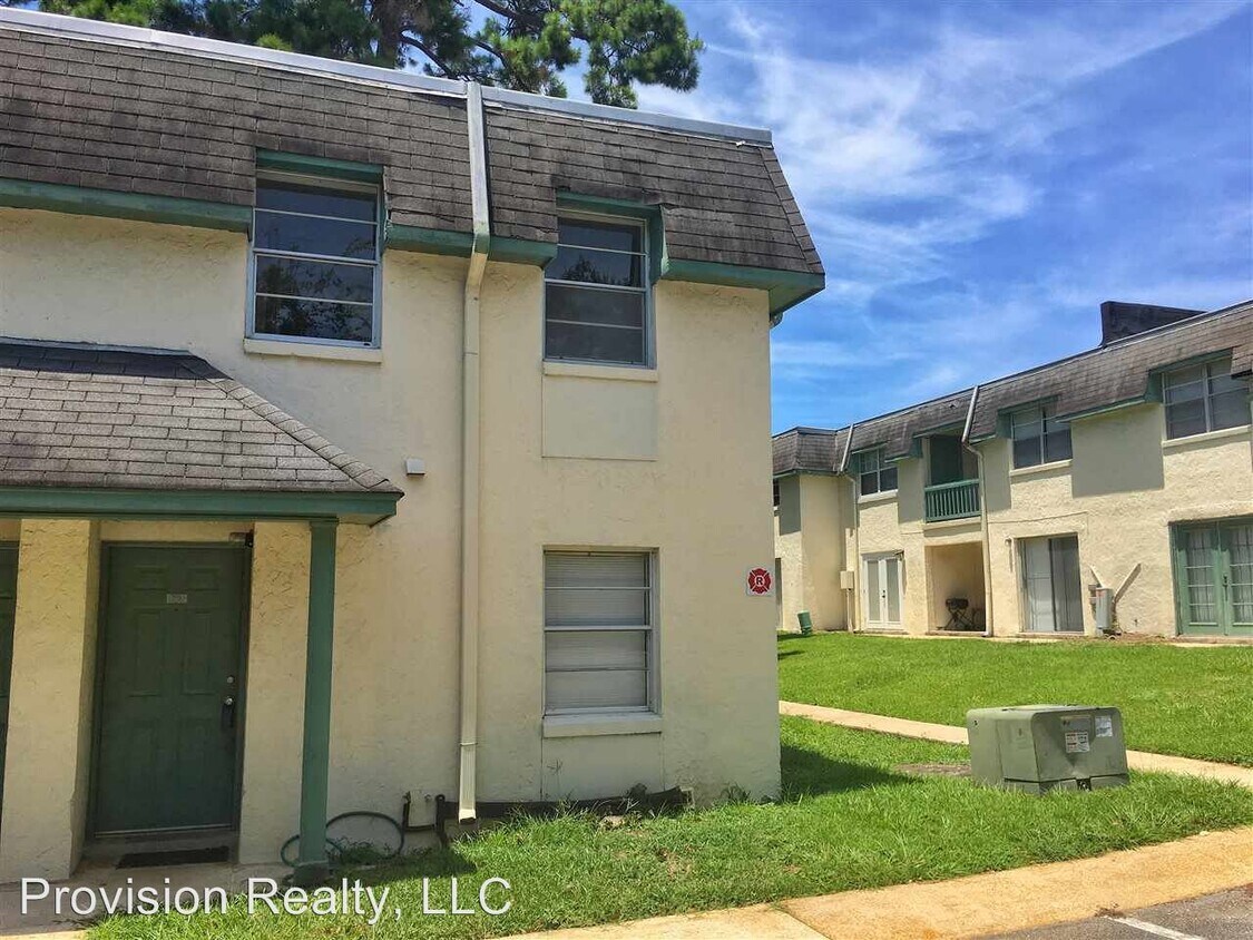 Primary Photo - 2325 W Pensacola St