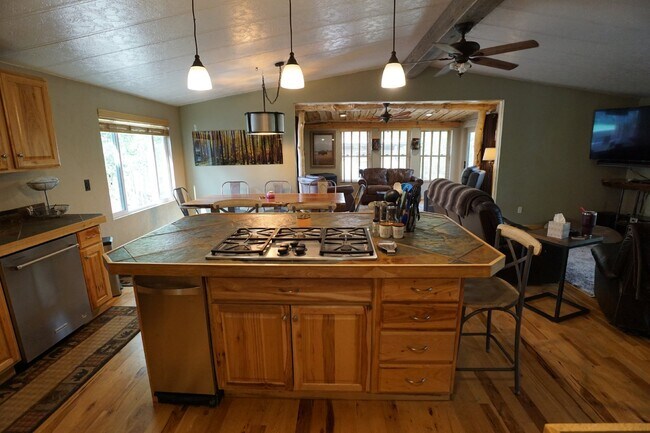 Foto del edificio - Great Home in Conifer near Conifer High School!!