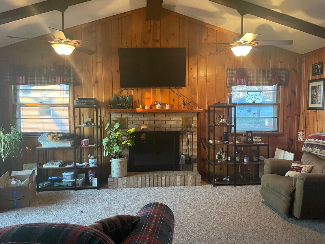 Foto del edificio - 2449 S Lake George Dr NW