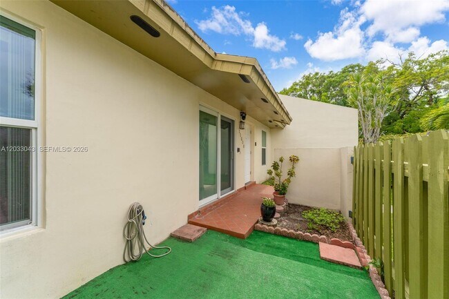 Foto del edificio - 11506 SW 124 PL