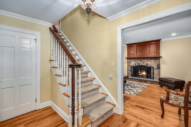 Building Photo - 116 Wildwood Rd