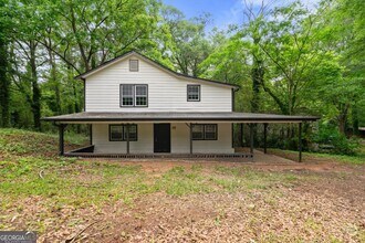 Building Photo - 5901 Ridge Dr SE
