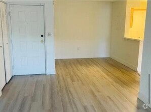 Building Photo - 2861 N Oakland Forest Dr