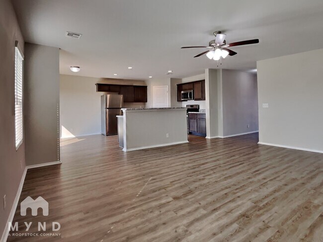Foto del edificio - 7422 E 159th Pl S