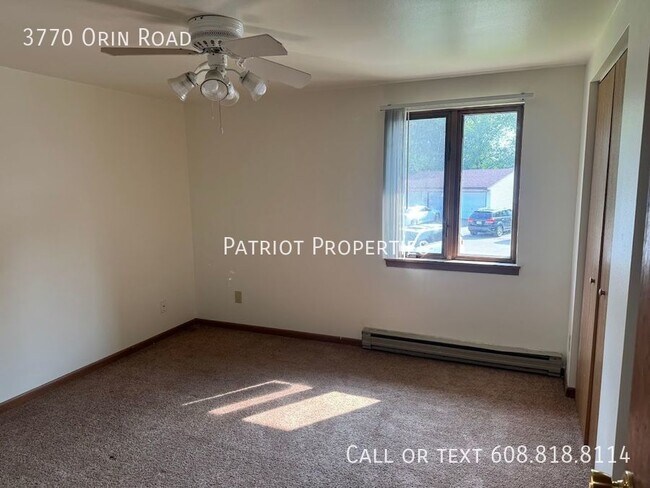 Building Photo - 1 bed/1 bath plus den in Madison, WI!