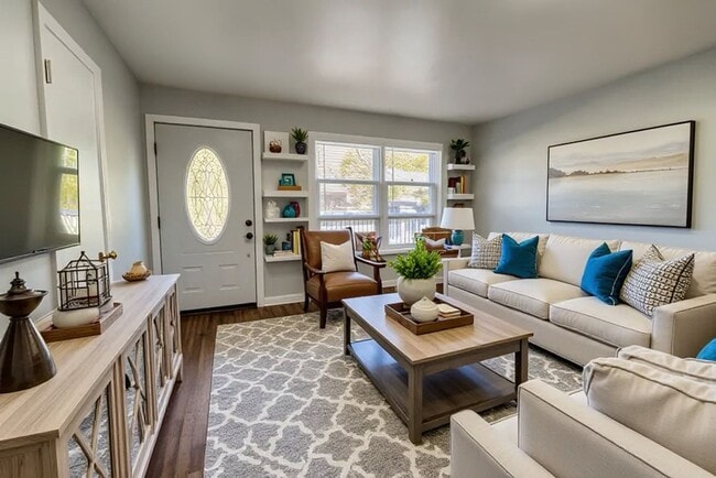 Building Photo - 8414 Dawn Dr