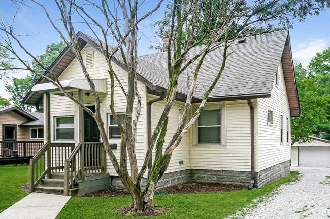 Foto del edificio - 935 N Gibson Ave