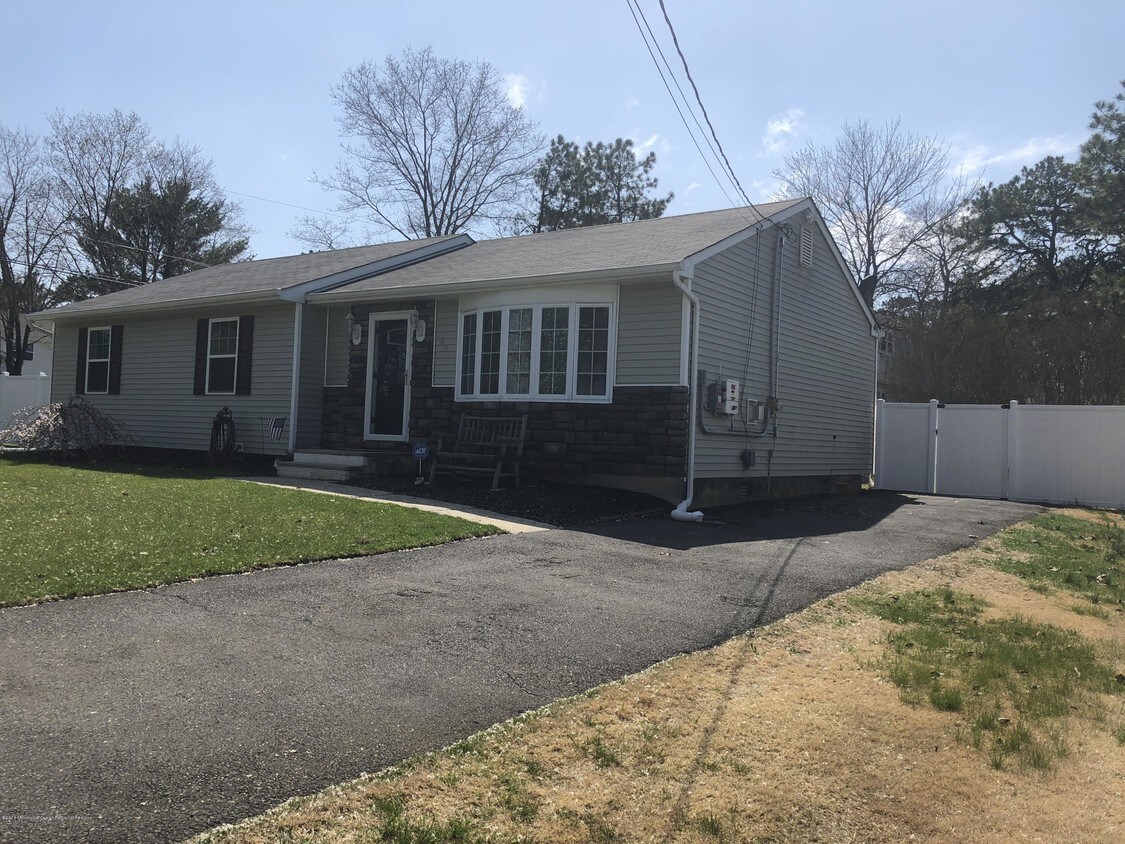 601 Northampton Blvd, Toms River, NJ 08757 House Rental in Toms River