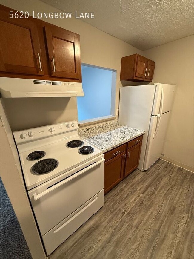 Building Photo - 5620 Longbow Ln