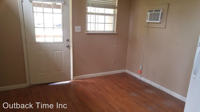 Foto del edificio - 1 br, 1 bath Apartment - 346 KOA Rd