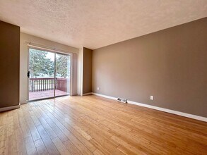 Building Photo - 260 Carriage Ln SW