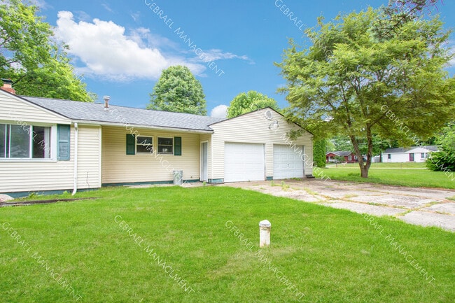 Building Photo - 6229 Crabtree Ln