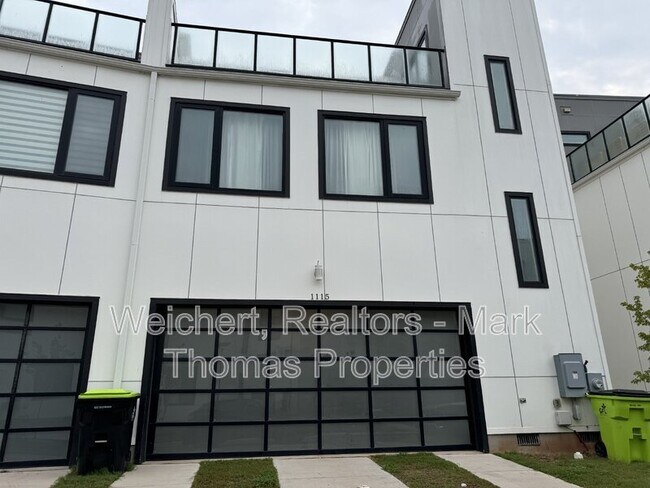 Photo - 1115 Nova St Townhome