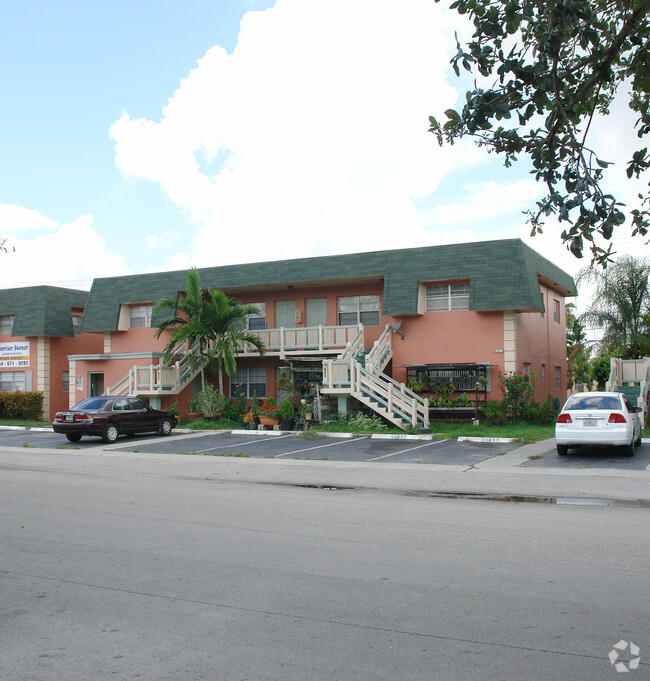 Building Photo - Sunset Manor Apartments