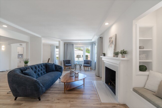 Foto del edificio - 4101 Goodland Ave