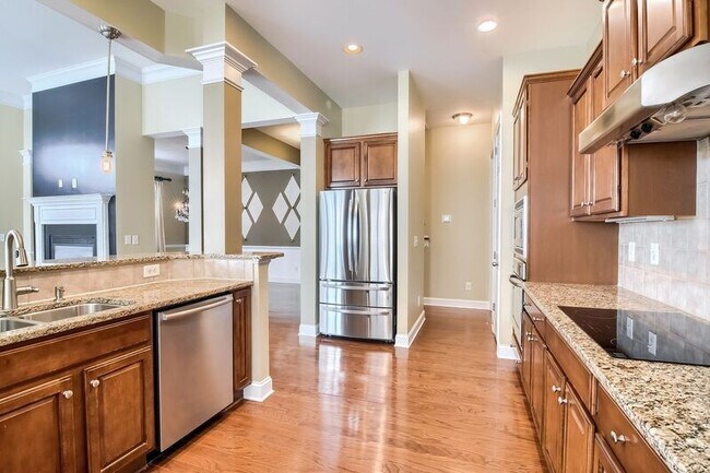 Foto del edificio - 1605 Morehead Hill Ct