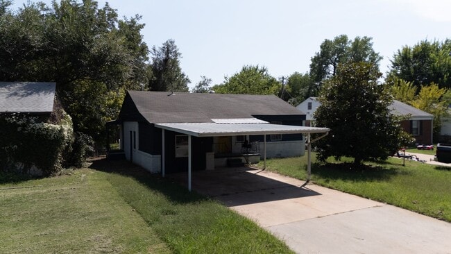 Building Photo - 3 Bedroom Rent to Own Home Available!