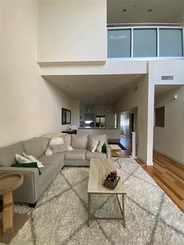 Foto del edificio - 6919 Sumner St