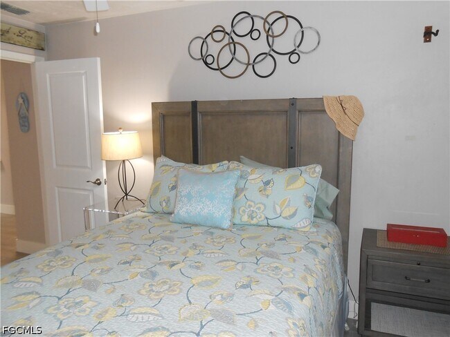 Foto del edificio - 6 Aztec Lily Ln