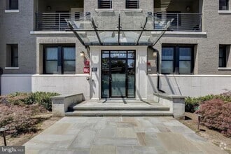 Building Photo - 4800 Georgia Ave NW
