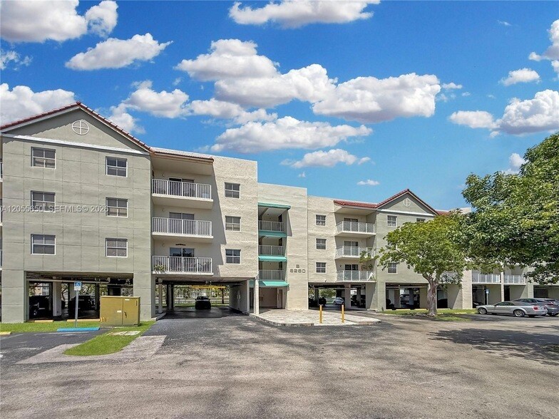 Photo - 8260 SW 210th St Unit 309