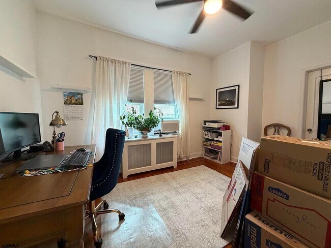Foto del edificio - 7001 Ventnor Ave