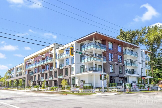 Photo du bâtiment - Brand New 1 Bed + Den, 1 Bath Condo for Rent at Viva in Surrey