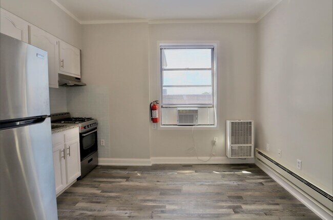 Foto del edificio - 4901 Murphy Pl