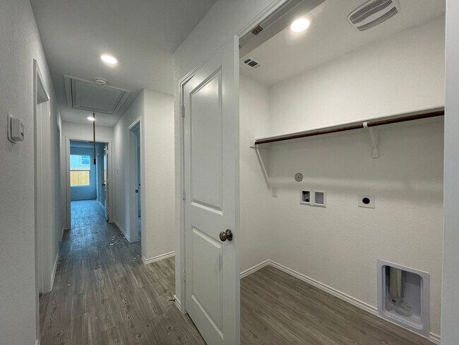 Foto del edificio - Single family home for rent