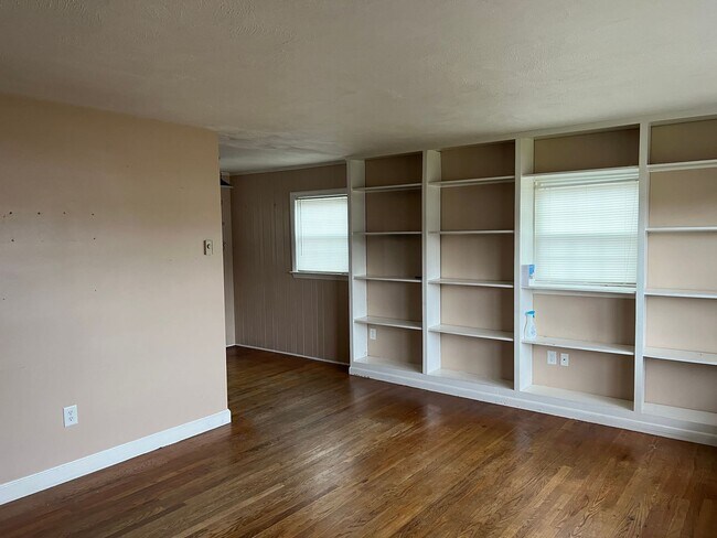 Foto del edificio - BLUE RIDGE SUBDIVISION READY TO MOVE IN