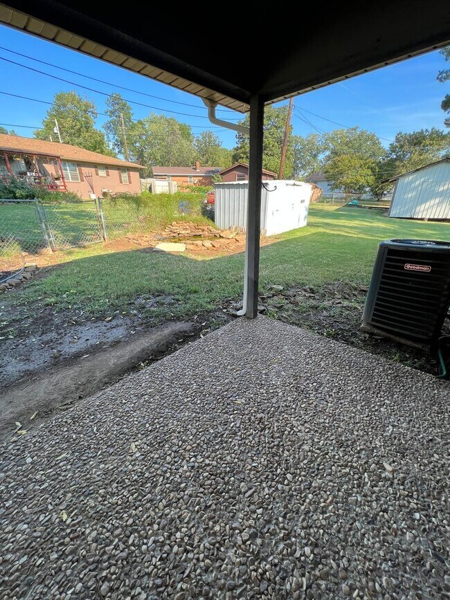 Foto del edificio - 3 bed 2 bath on culdesac