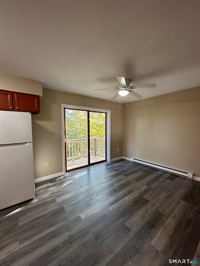 Foto del edificio - 138 Maple St