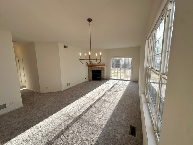 Building Photo - 1436 Cambria Dr