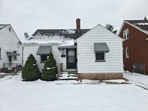 Building Photo - 4667 E 86th St