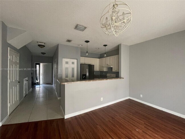 Foto del edificio - 3124 Coral Ridge Dr