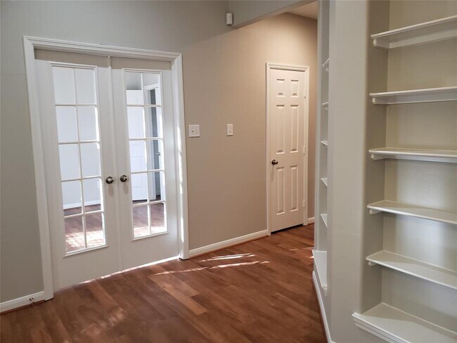 Building Photo - 152 S Piper Trace