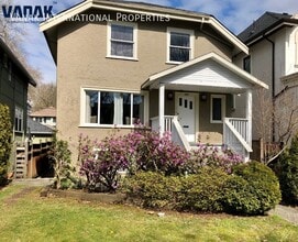 Building Photo - 2887 W 15th Ave