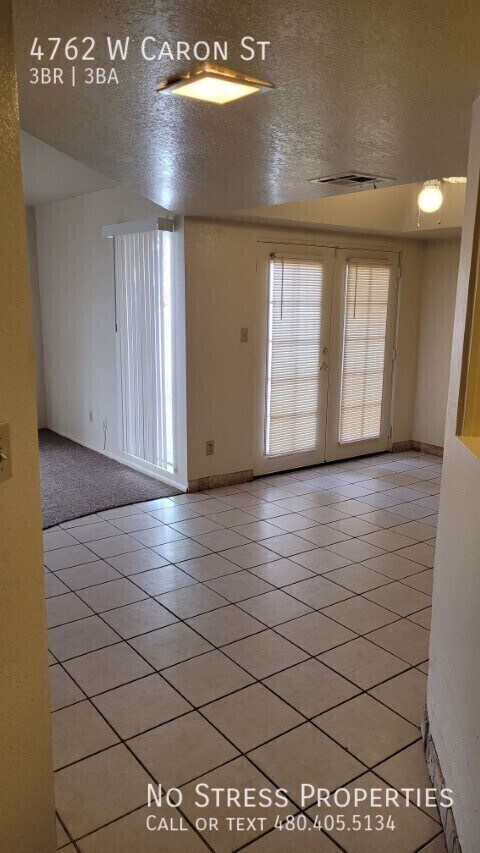 Foto del edificio - 4762 W Caron St