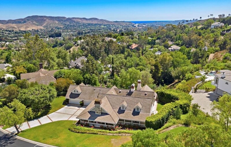 Foto principal - 30551 Hunt Club Dr