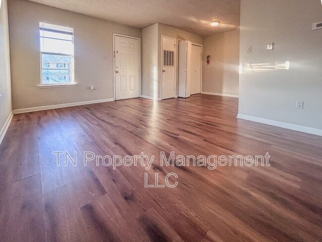 Building Photo - 312 Vieux Orleans Cir