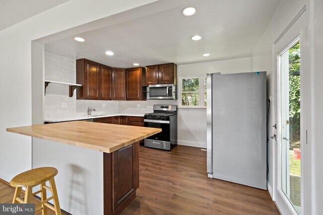 Foto del edificio - 508 Burgess St