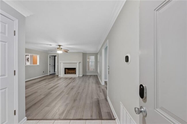 Foto del edificio - 601 Abingdon Way NE