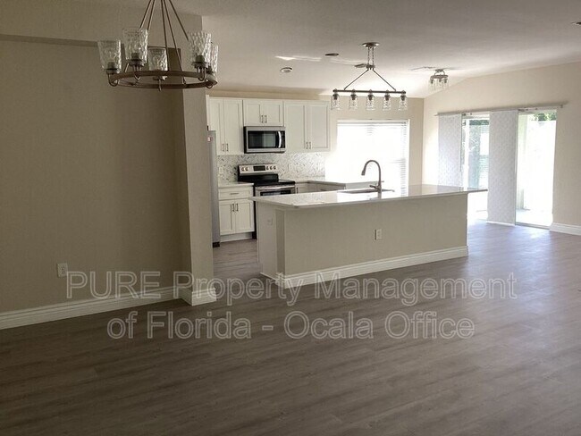 Foto del edificio - 5600 SW 44th Rd